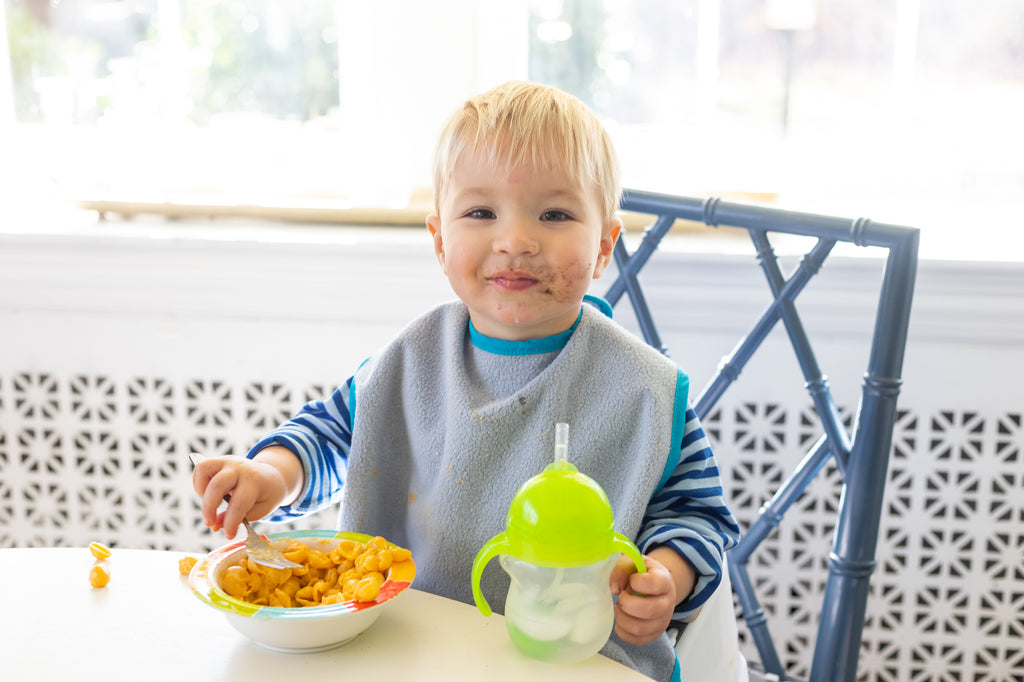 Car Seat Bib is the best bib for feeding kids and babies. It's lightweight, comfortable, soft, absorbent, breathable, waterproof, and oversized—just what every parent (and kid) needs!